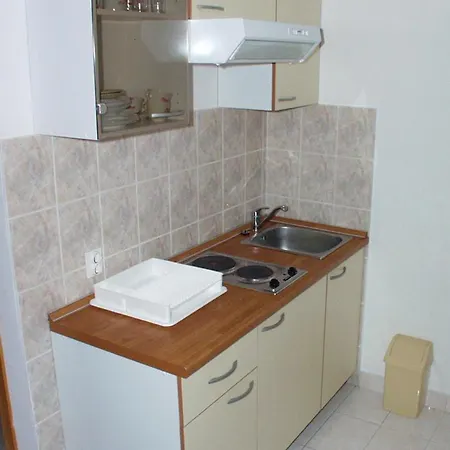 Apartment 648a